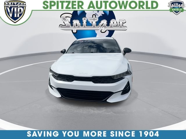 Used 2022 White Kia GT-Line image 3