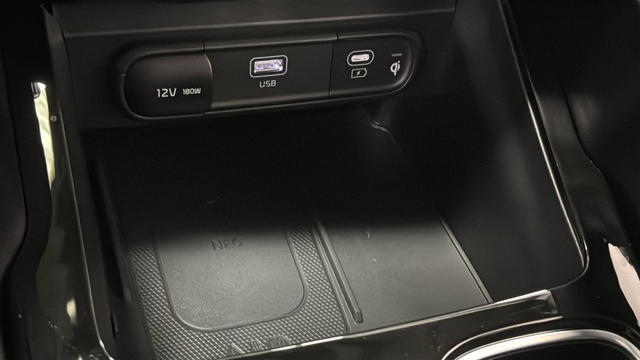 Used 2025 Black Kia SX X-Line image 34