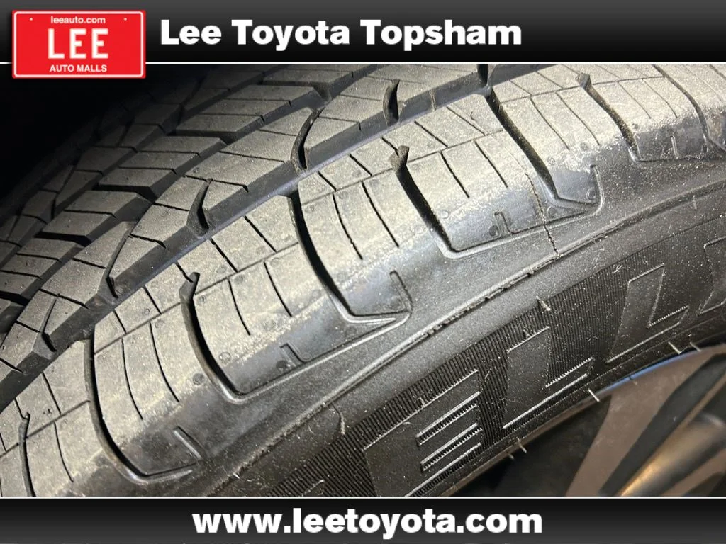 Used 2017 Magnetic Gray Metallic Toyota XLE image 23