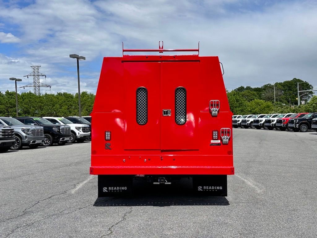 2026 GMC Sierra 3500HD Pro - Photo 9
