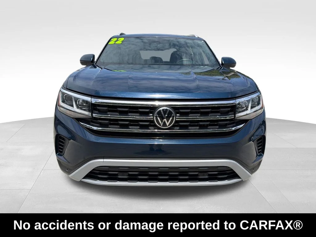 Used 2022  Volkswagen 2.0T SE w/Technology image 2