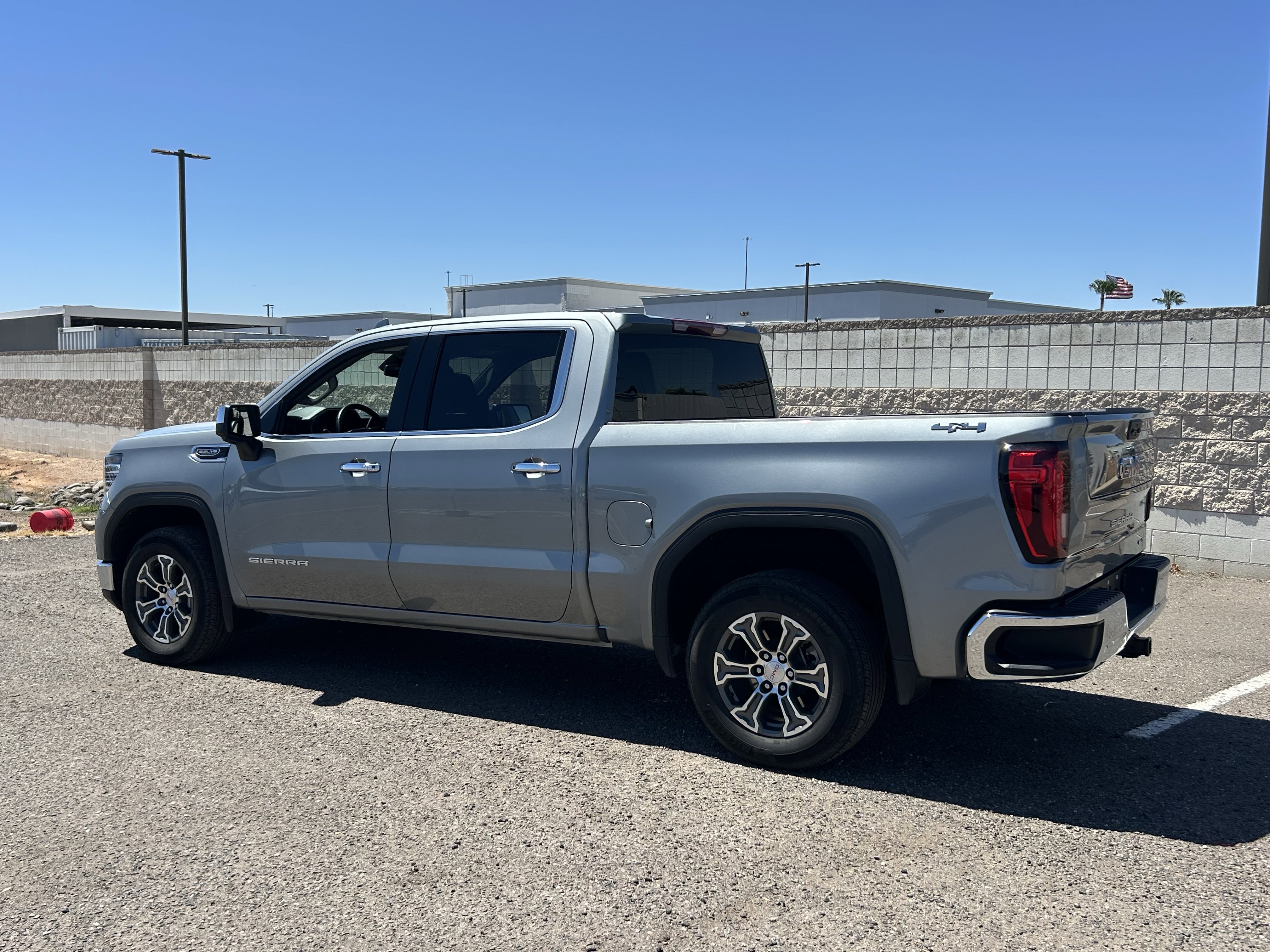 Used 2025 Sterling Metallic GMC SLT image 3