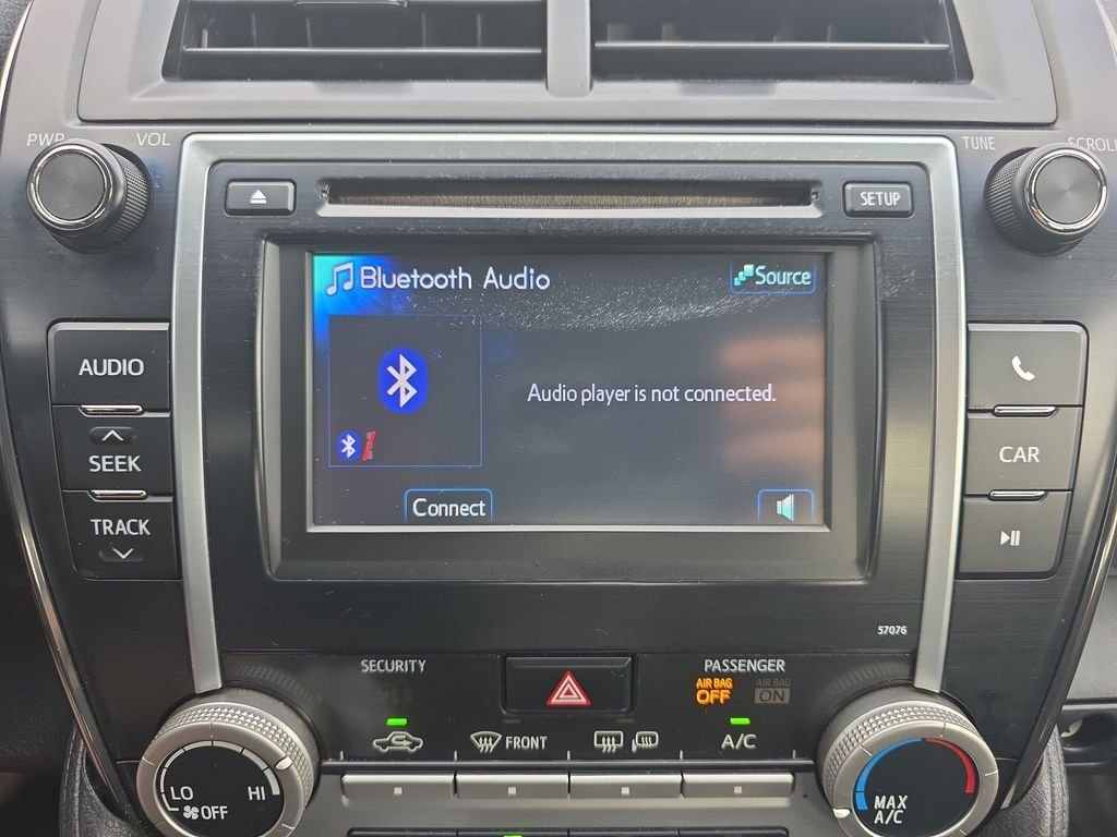 Used 2014 Red Toyota SE image 30