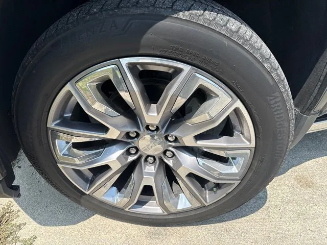 Used 2024 Black GMC Denali image 6