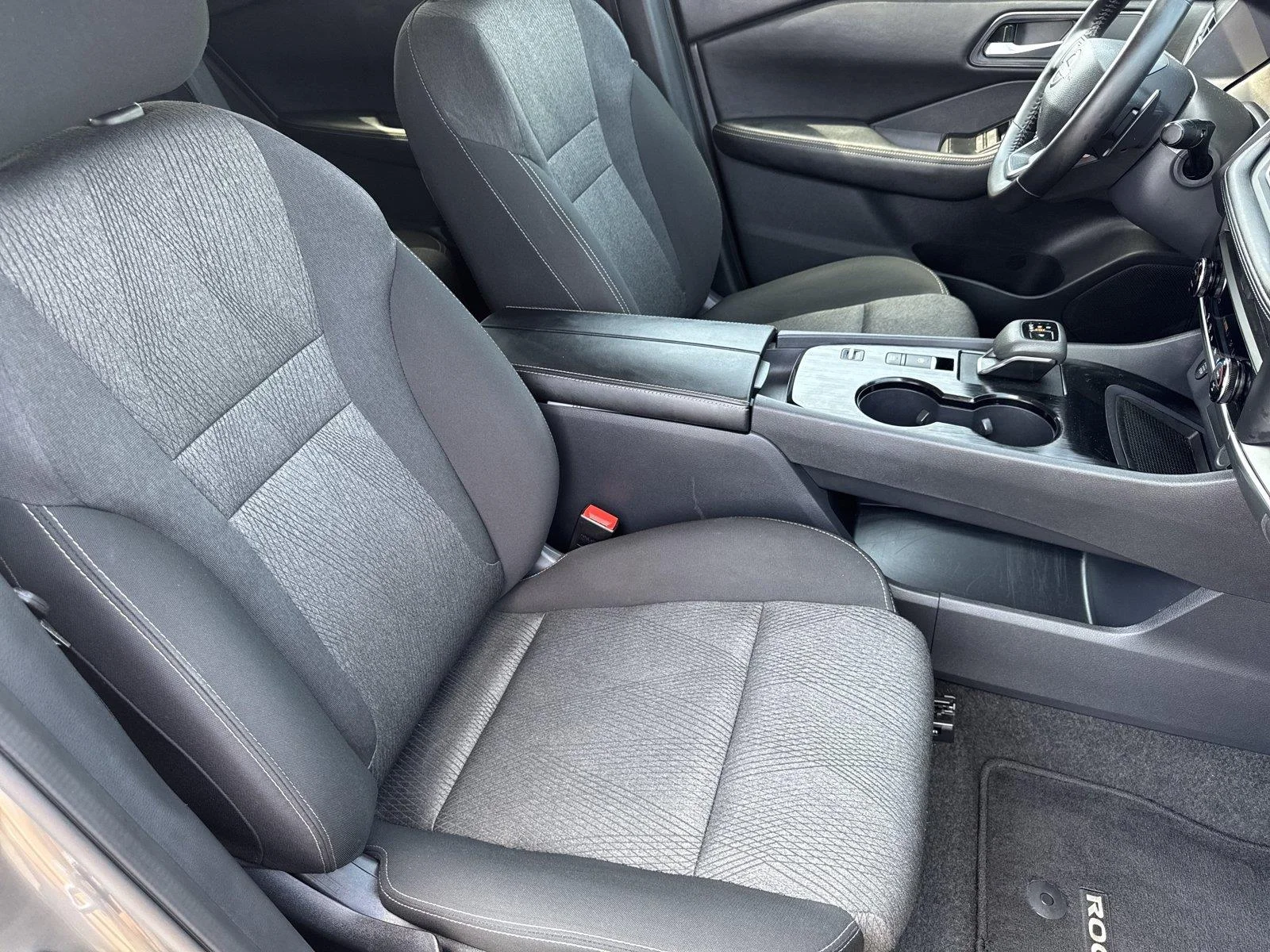 Used 2025 Gun Metallic Nissan SV image 35