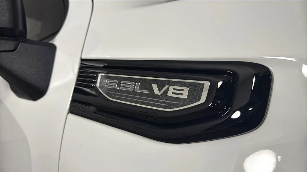 Certified Used 2026 Summit White GMC Elevation image 39