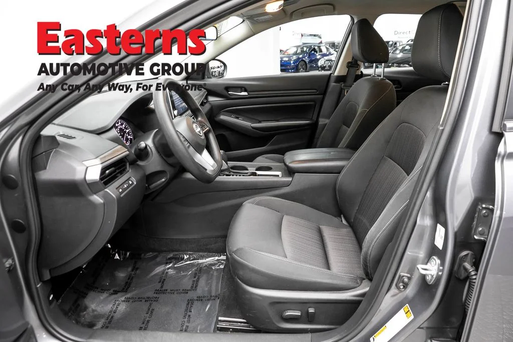 Used 2025 Gray Nissan 2.5 SV image 14