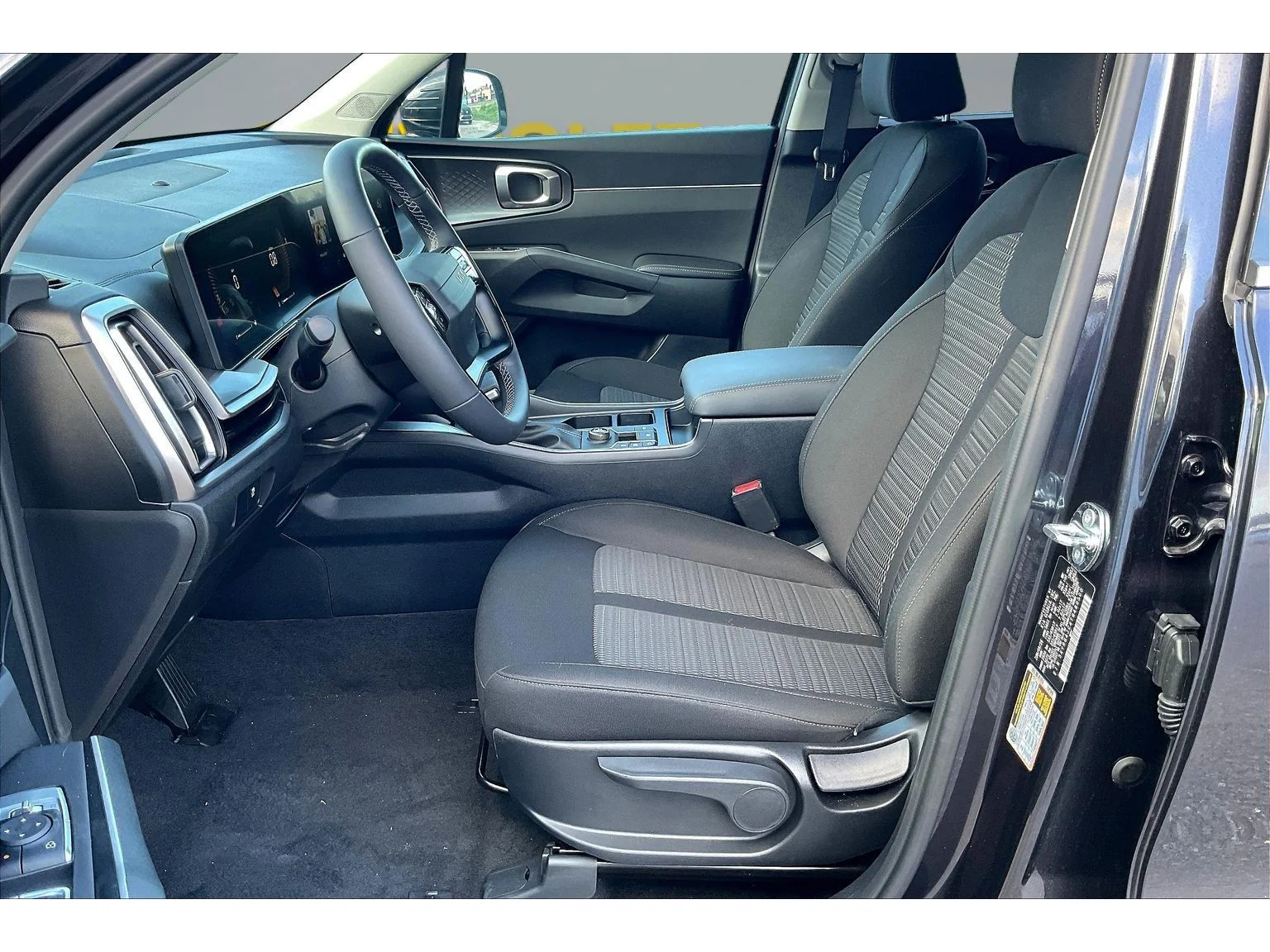 Used 2026  Kia LX image 17