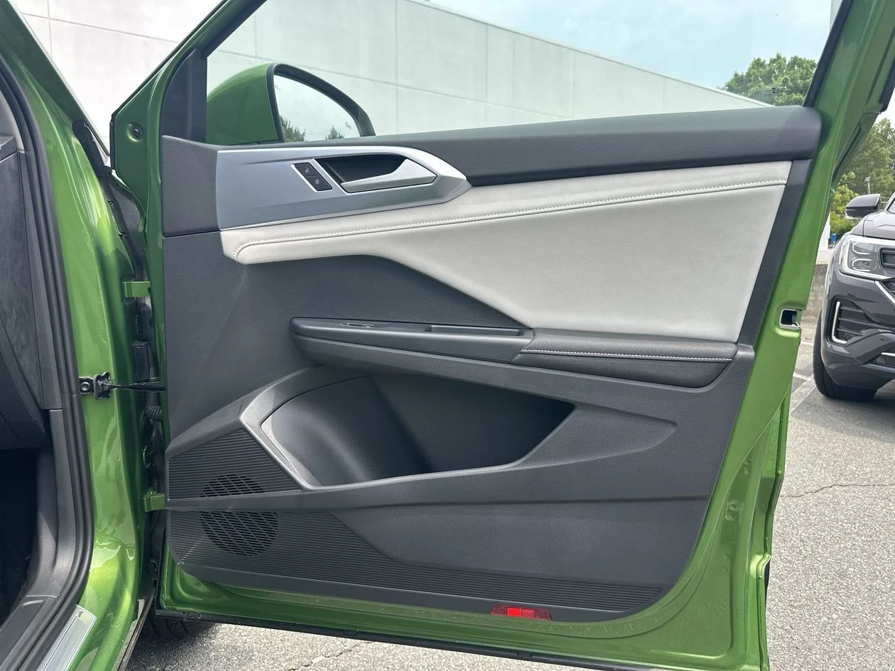 New 2026 Green Volkswagen 1.5T SE image 31