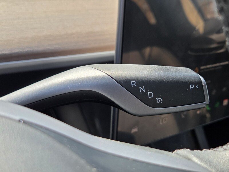 Used 2023  Tesla Performance image 28