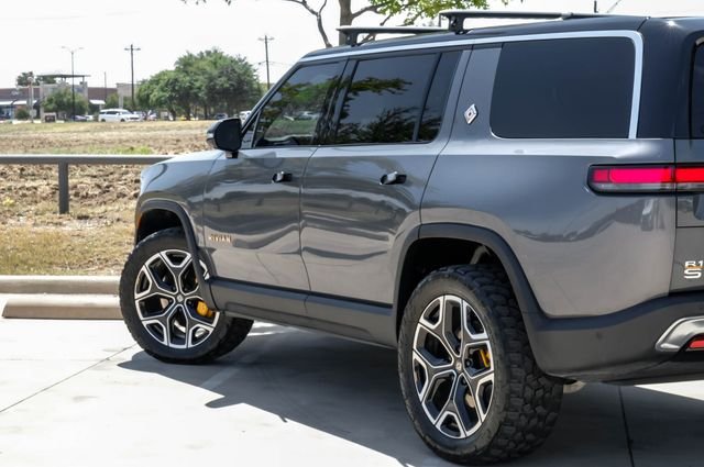 Used 2023 Gray Rivian Adventure Quad Motor Large Pack image 14