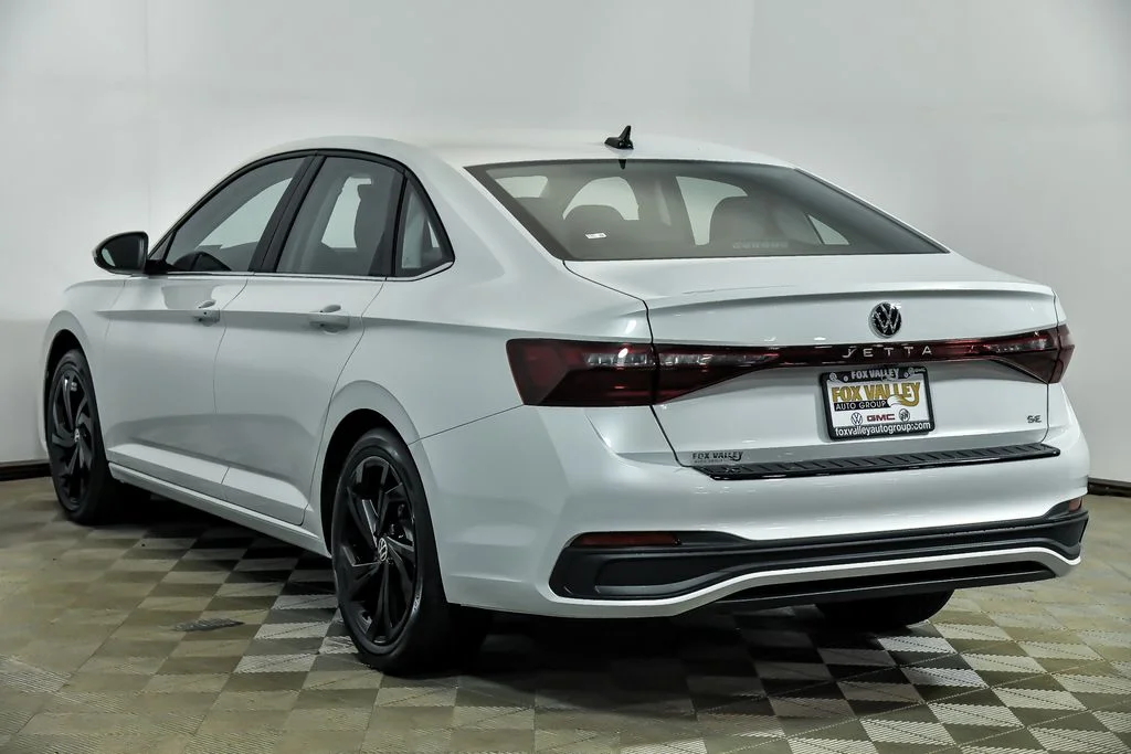 New 2026 Gray Volkswagen 1.5T SE image 4