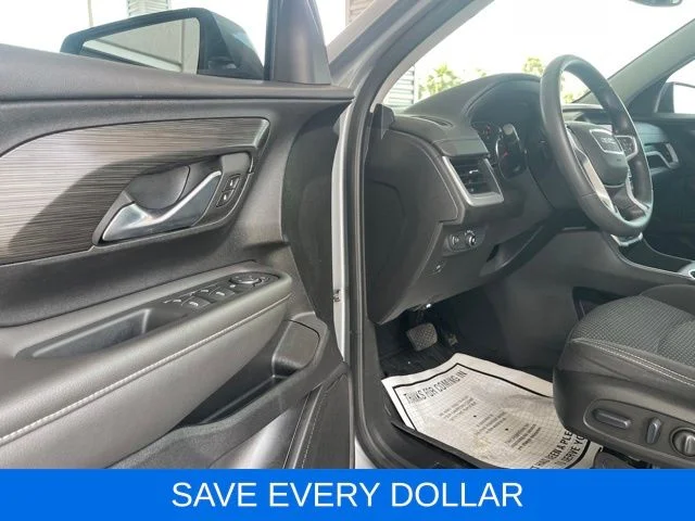 2023 GMC Terrain SLE - Photo 20