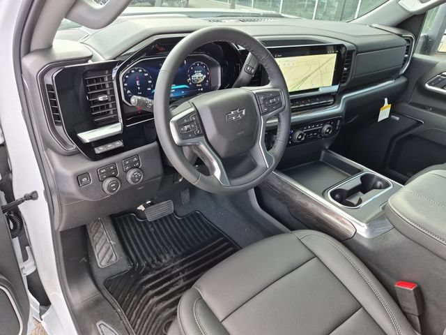 2026 Chevrolet Silverado 3500 HD LTZ - Photo 10