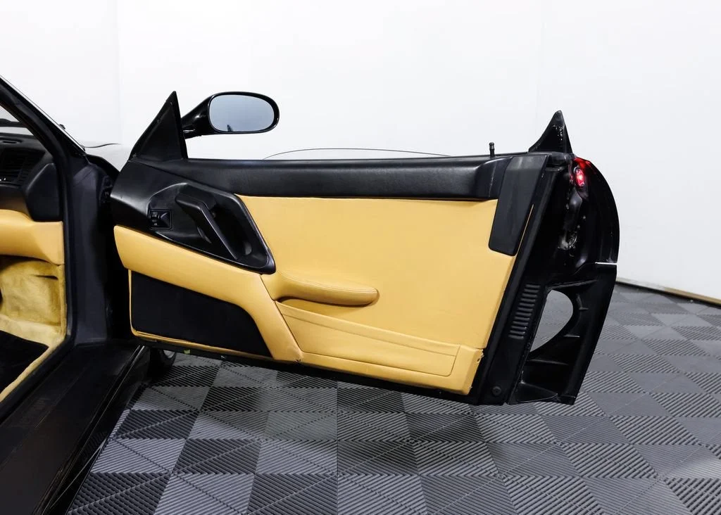 Used 1998 Nero Ferrari Spider OEM Manual image 18