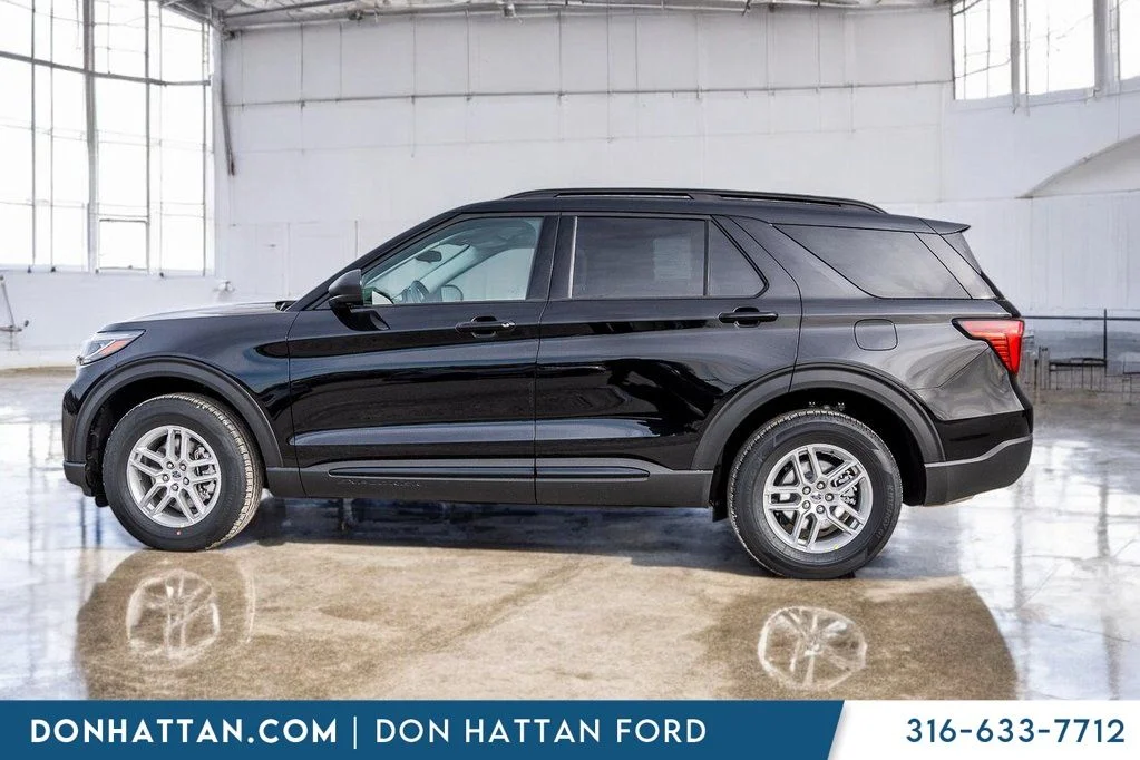 New 2026 Agate Black Metallic Ford Active image 2