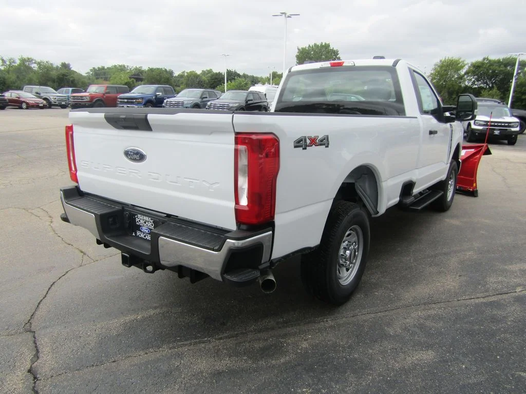 New 2026 Oxford White Ford F-250® XL image 8
