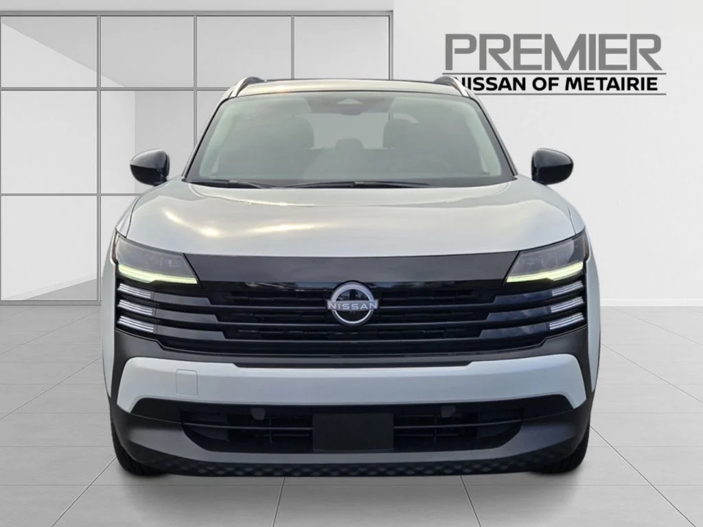 New 2026 Aspen White TriCoat / Super Black Two-tone Nissan SV image 7