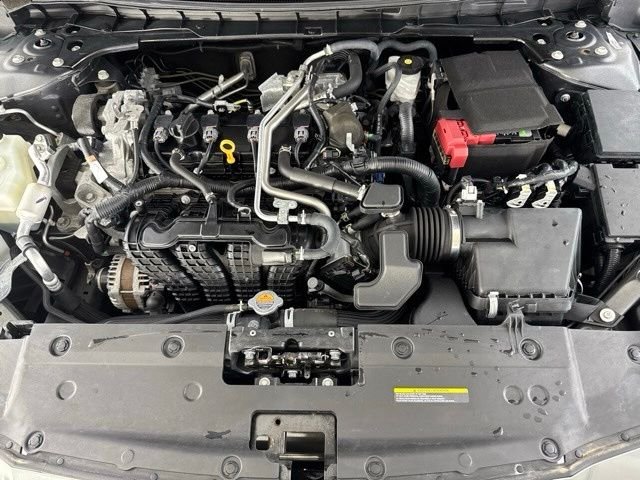 Used 2021 Gray Nissan 2.5 SV image 17