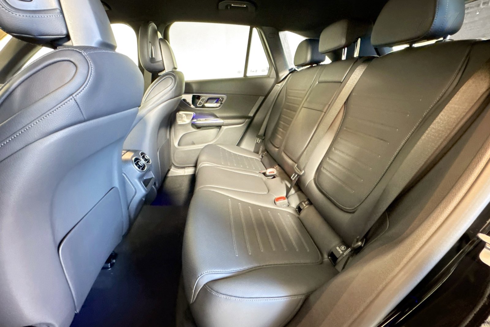 New 2026 Black Mercedes-Benz GLC 300 image 21