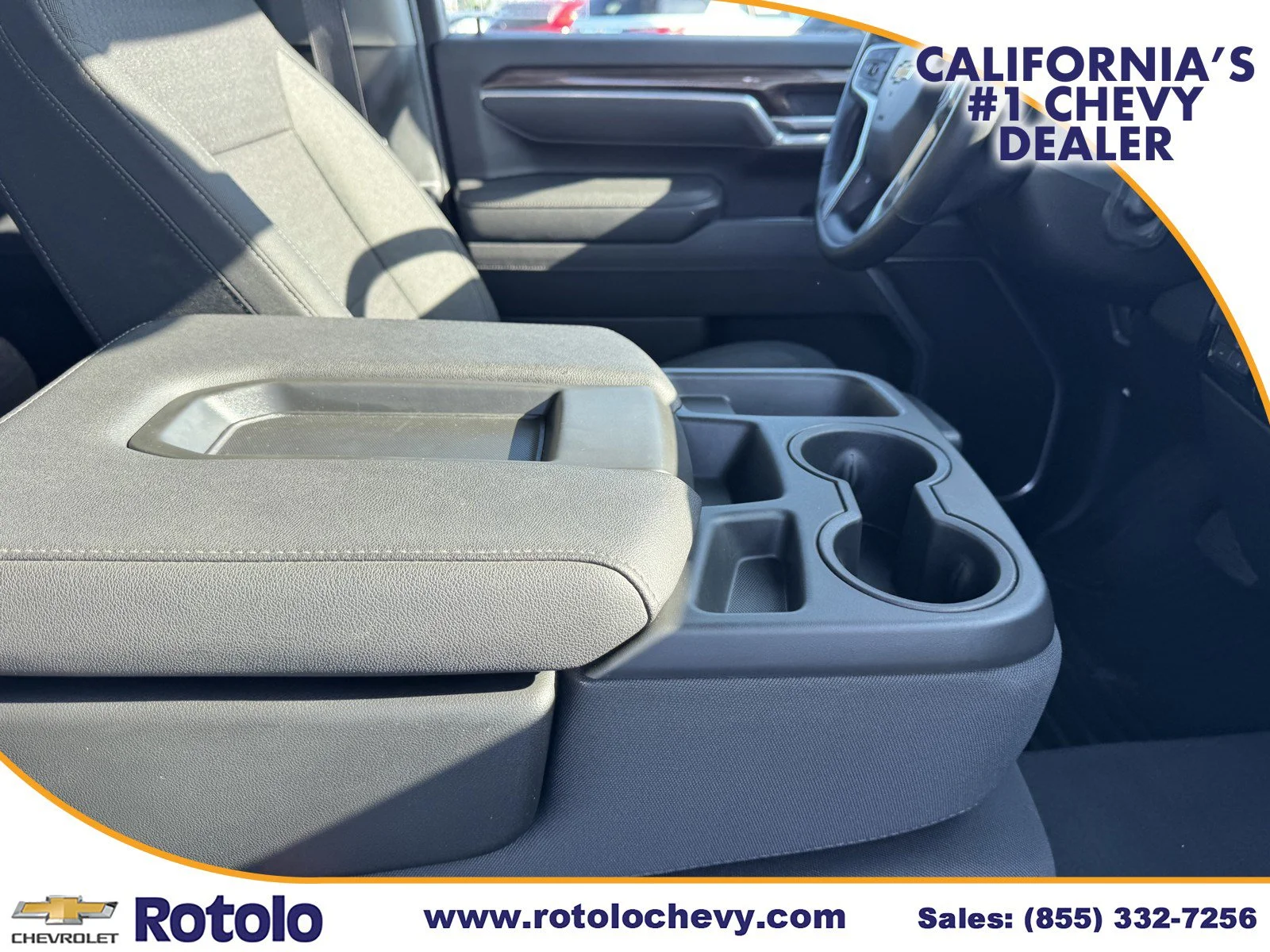 Used 2025 Summit White Chevrolet LT image 8