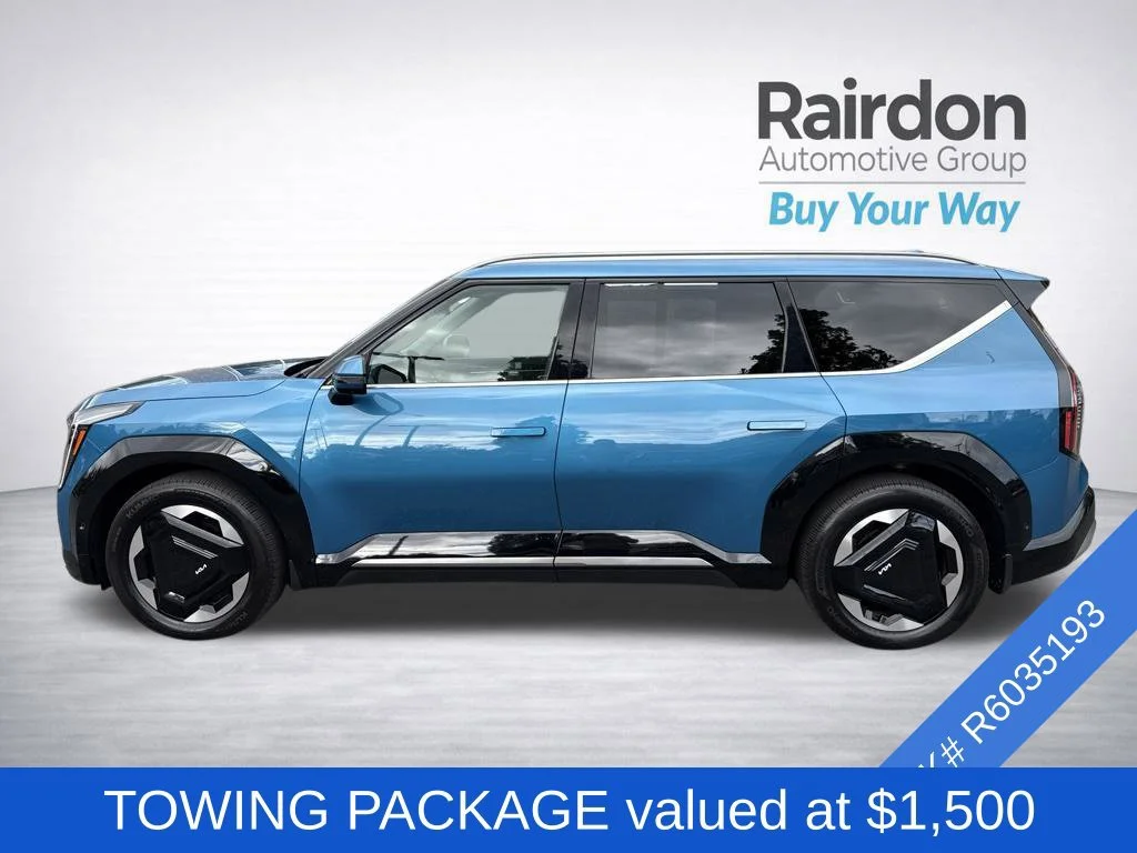 Used 2024 Ocean Blue Kia Land image 2