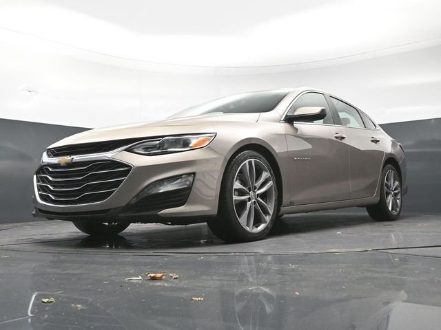 Used 2024 Mineral Gray Metallic Chevrolet LT image 25