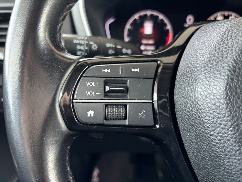2023 Honda Pilot EX-L - Photo 11