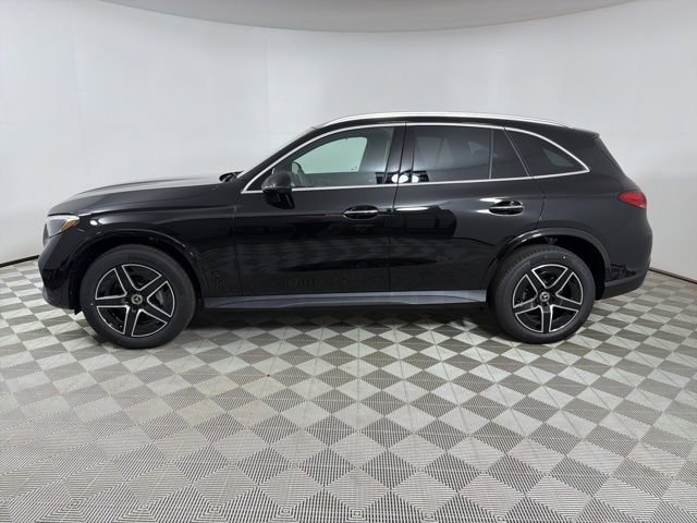 New 2026 Obsidian Black Metallic Mercedes-Benz GLC 300 image 16