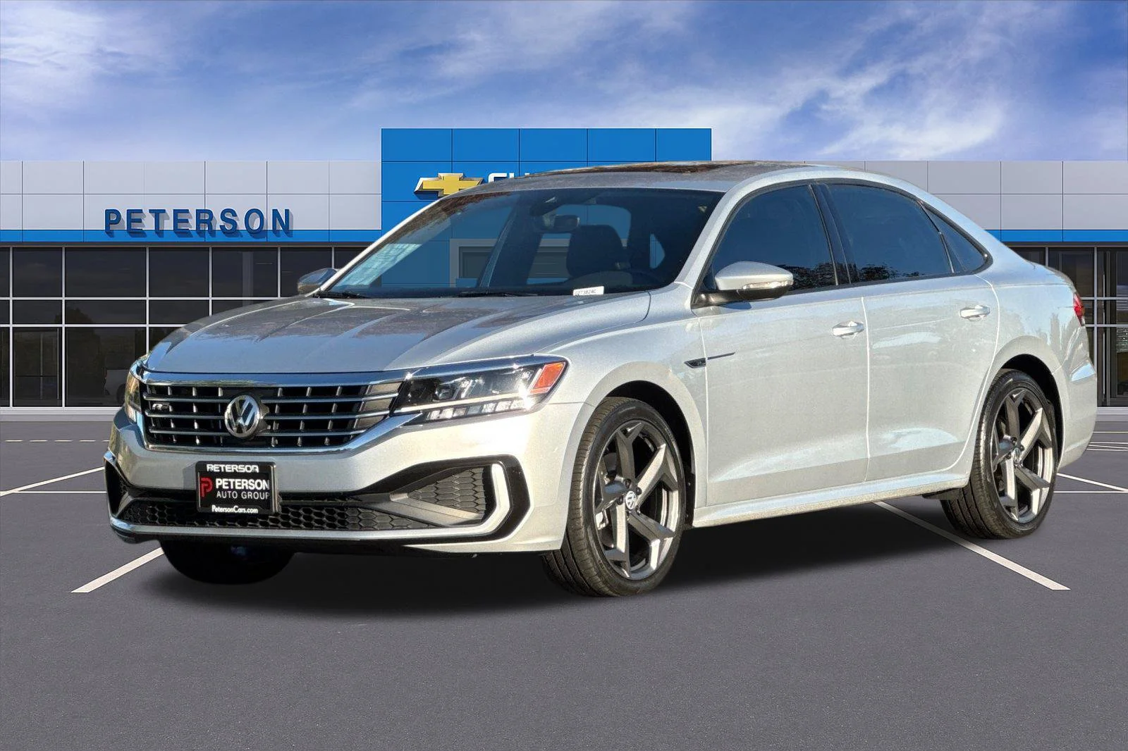 Used 2021 Silver Volkswagen 2.0T R-Line image 8
