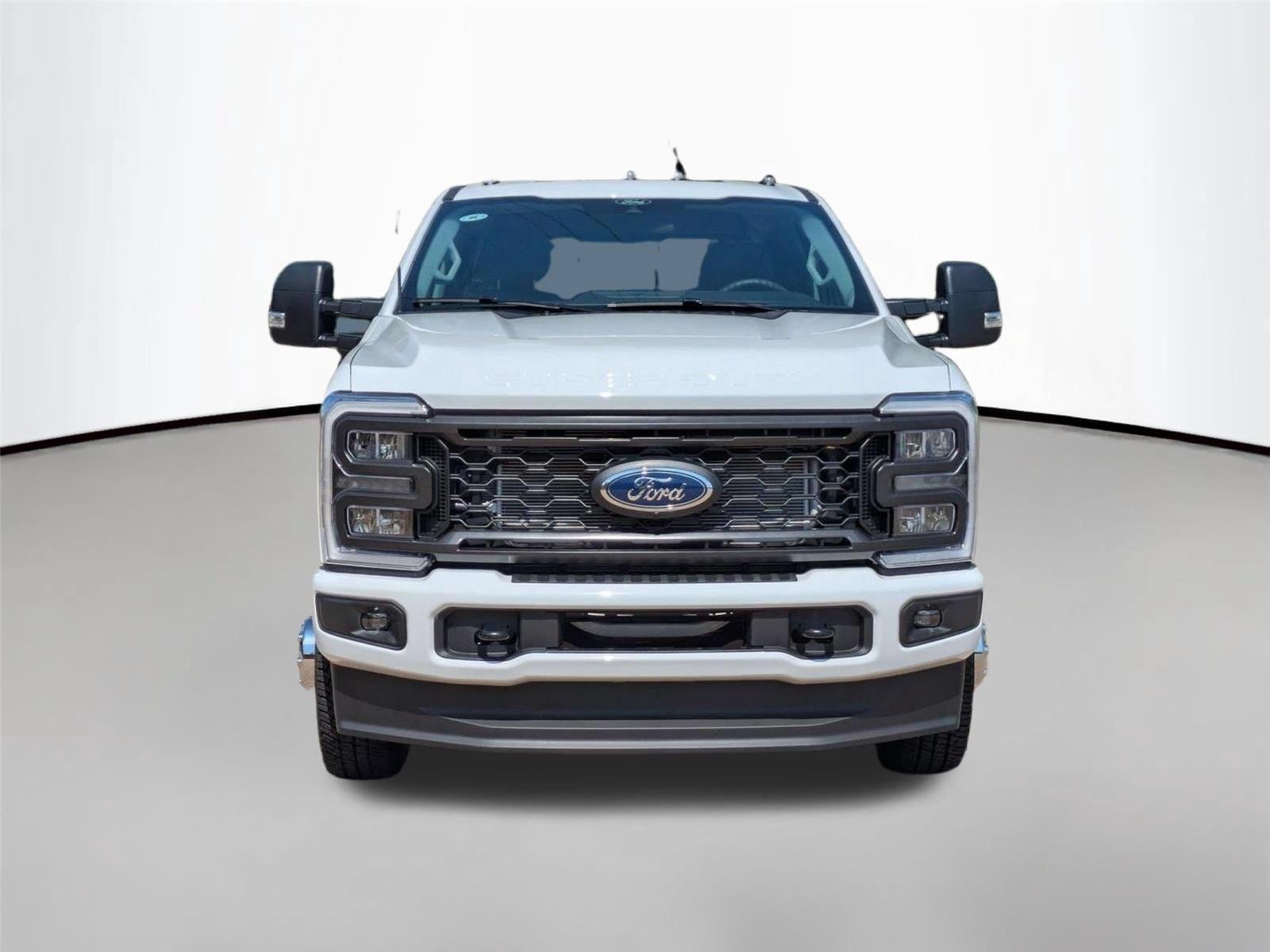 New 2026 Oxford White Ford F-350® XL image 2