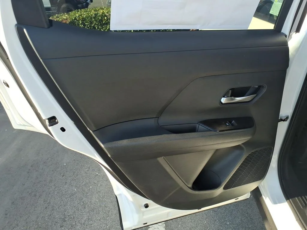 New 2026 Aspen White TriCoat Nissan SR image 17