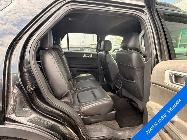 Used 2013 Tuxedo Black Metallic Ford XLT image 12