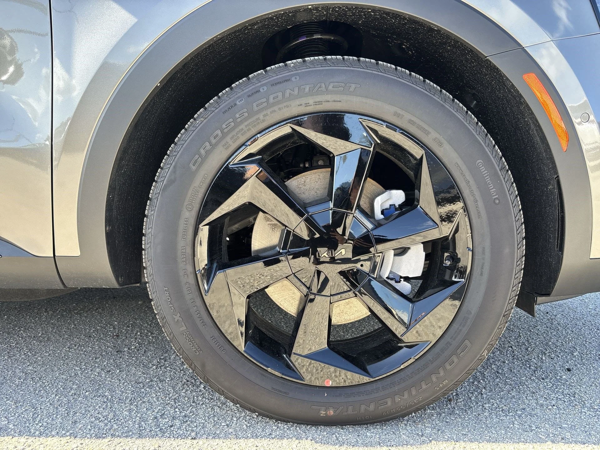 New 2026 Volcanic Sand Kia X-Line SX Prestige AWD image 11