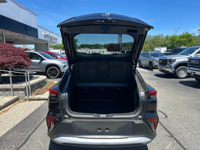 New 2026 Ebony Twilight Metallic Buick Preferred image 32