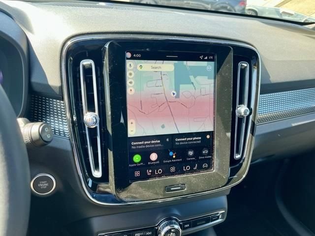 2026 Volvo XC40 Ultra Black Edition - Photo 15