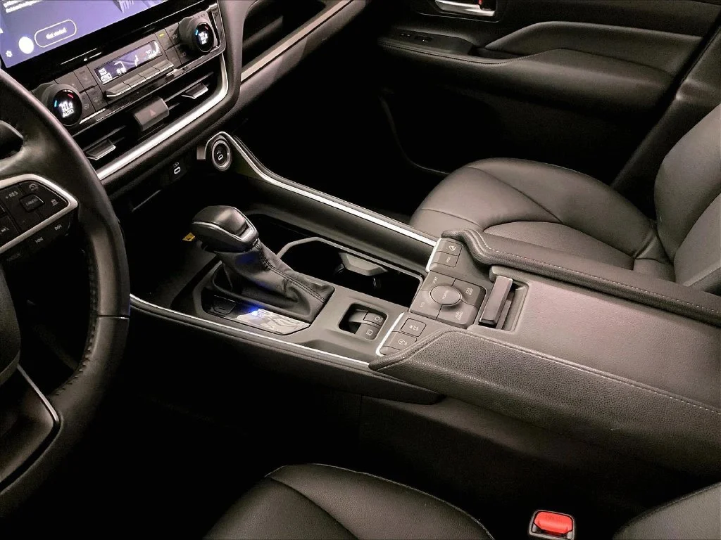 Certified Used 2024 Beige Toyota XLE image 19