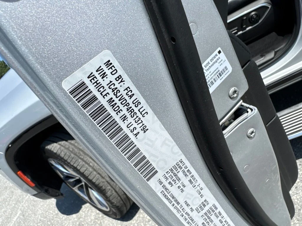 Used 2024 Silver Jeep Series III image 38