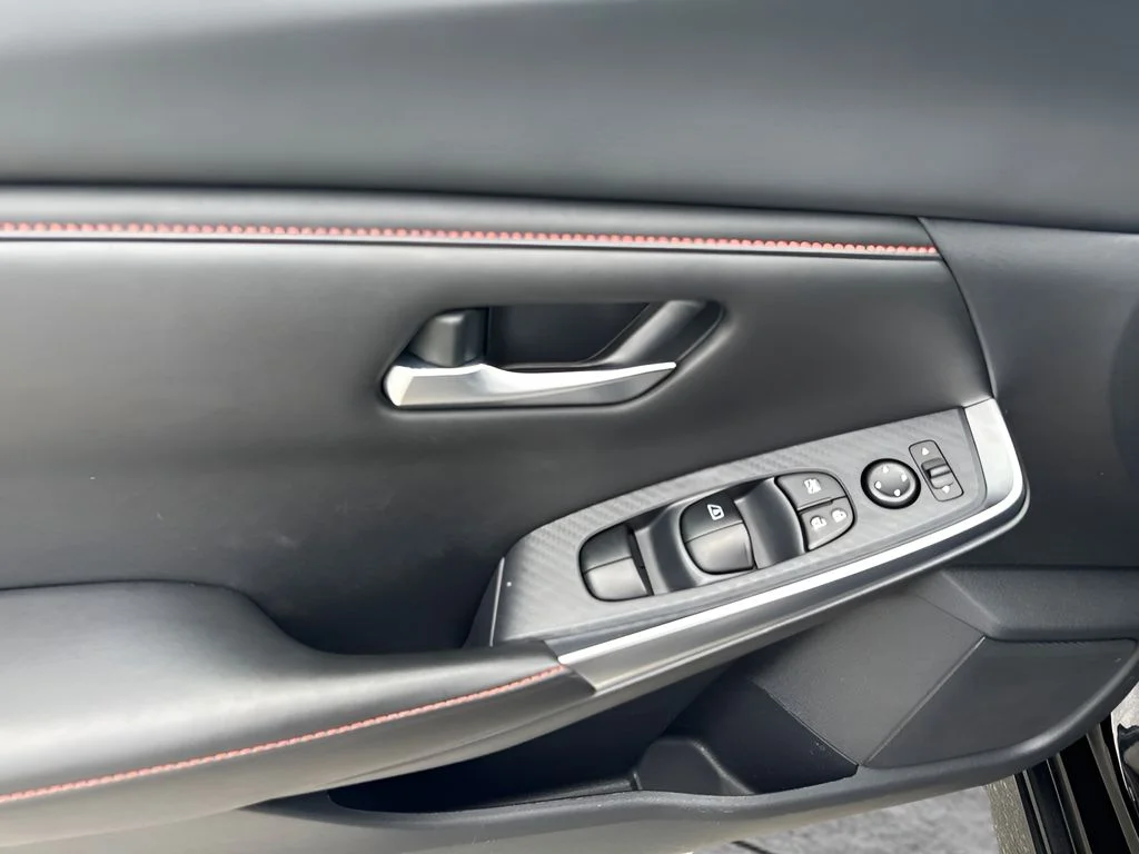 Used 2025 Black Nissan SR image 15
