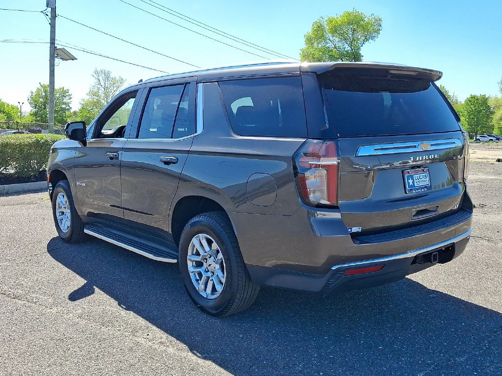 Used 2021 Graywood Metallic Chevrolet LT image 8