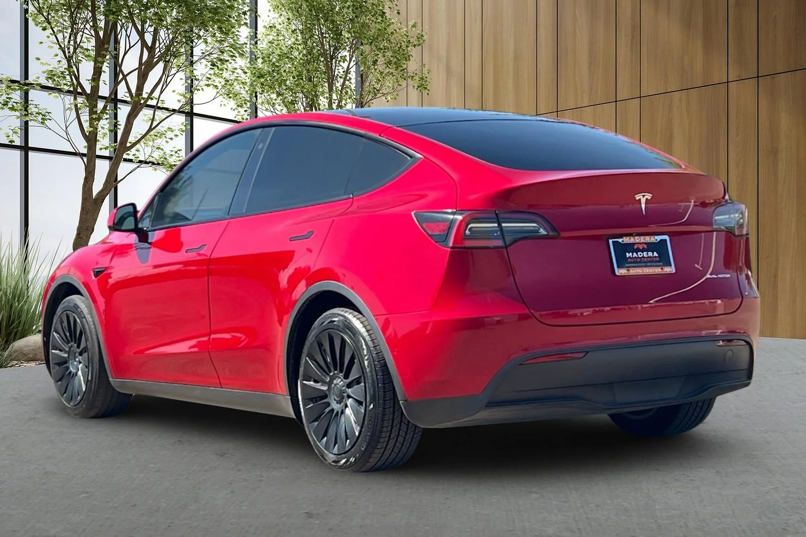 Used 2020 Red Tesla Long Range image 6