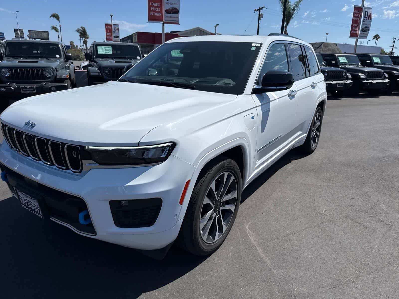 Used 2023 Bright White Clearcoat Jeep Overland image 2