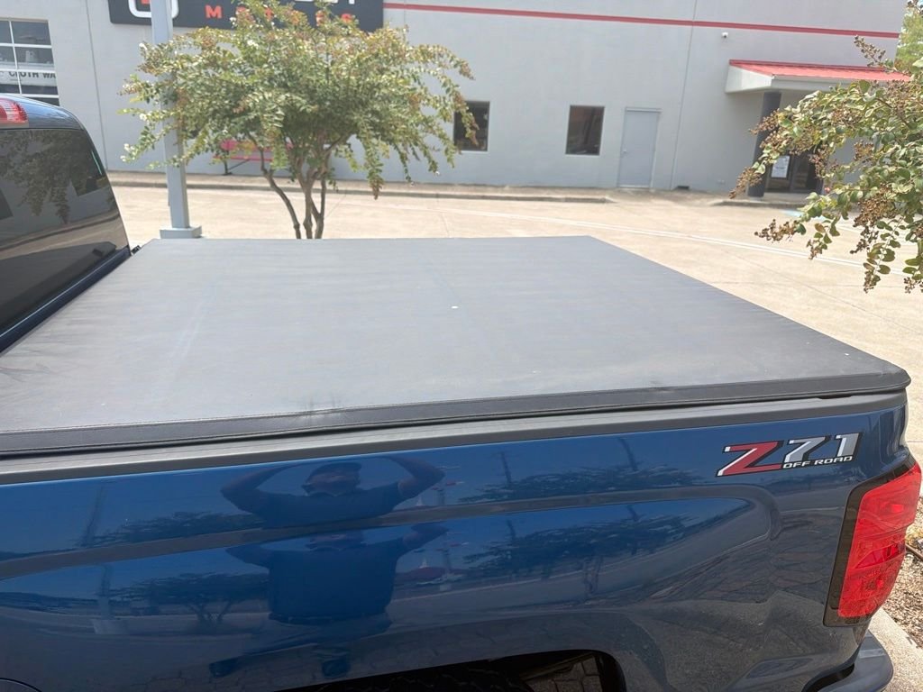 Used 2018 Blue Chevrolet LT image 9