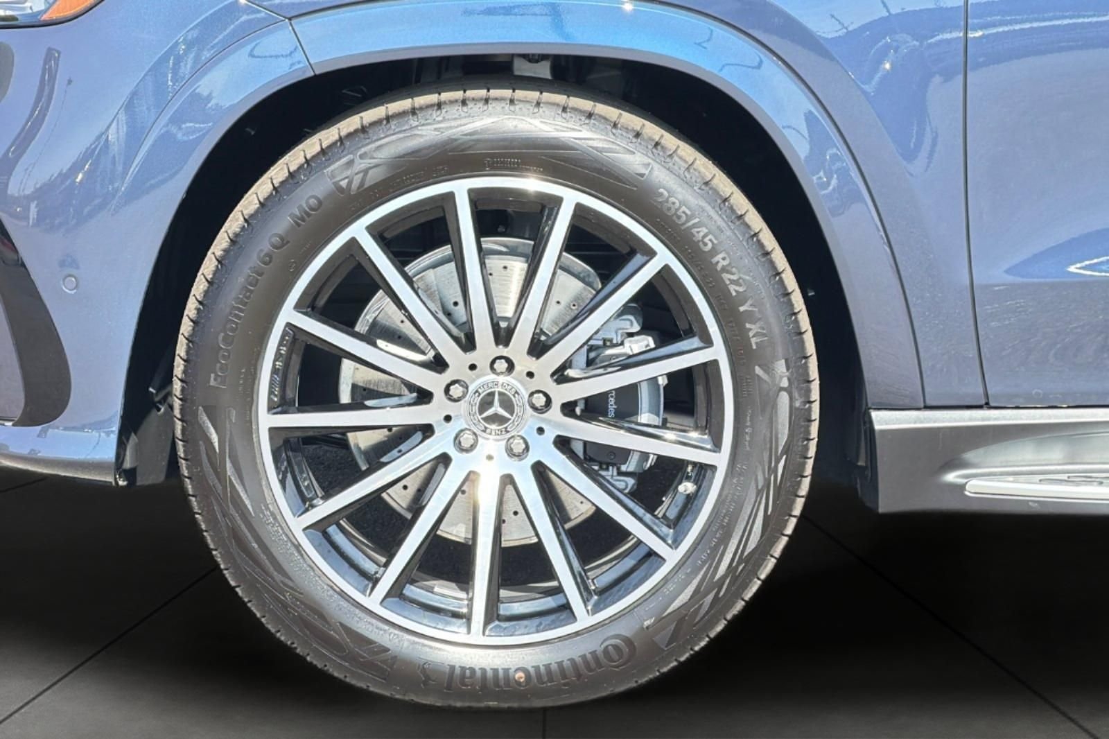 New 2026 Twilight Blue Metallic Mercedes-Benz GLS 450 image 4
