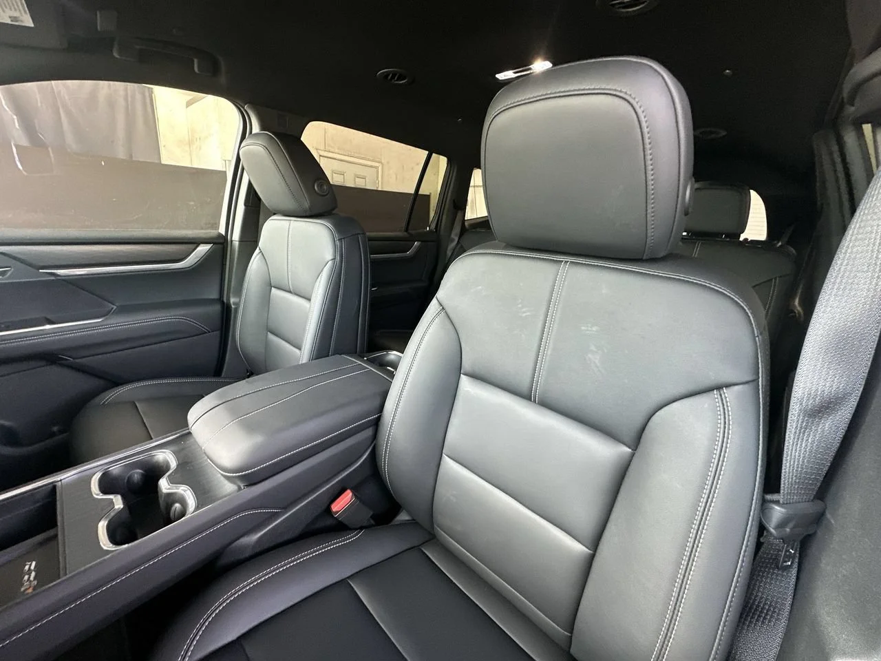 2026 GMC Acadia Elevation - Photo 14