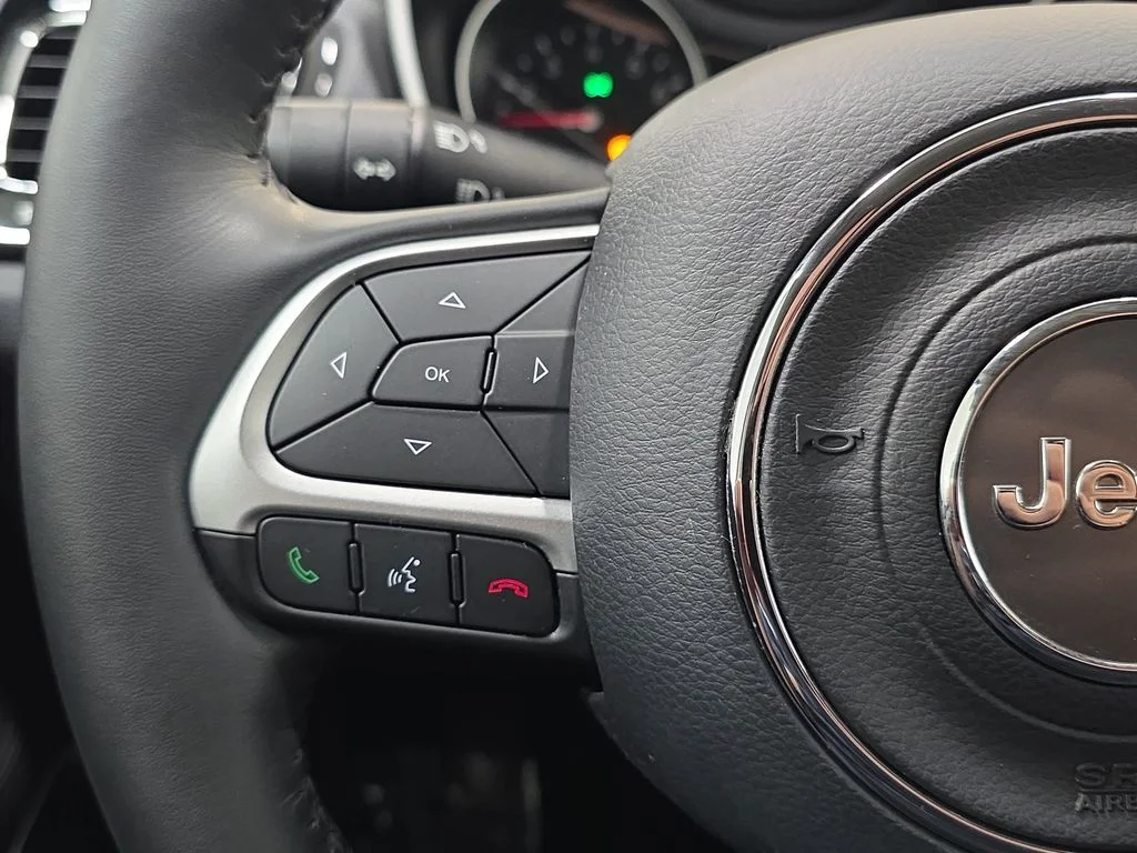Used 2019 White Clearcoat Jeep Latitude image 16