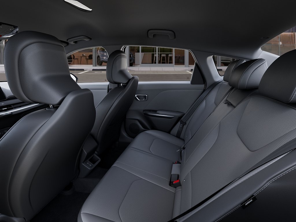 New 2026 Snow White Pearl Kia EX image 18