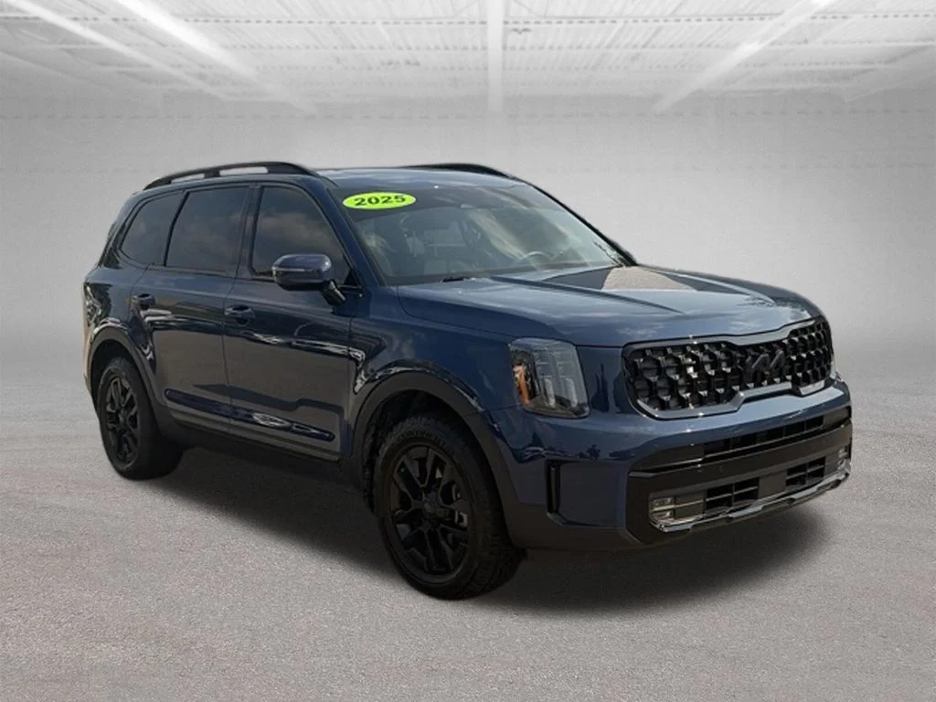 Used 2025 Black Kia SX-Prestige X-Pro image 8