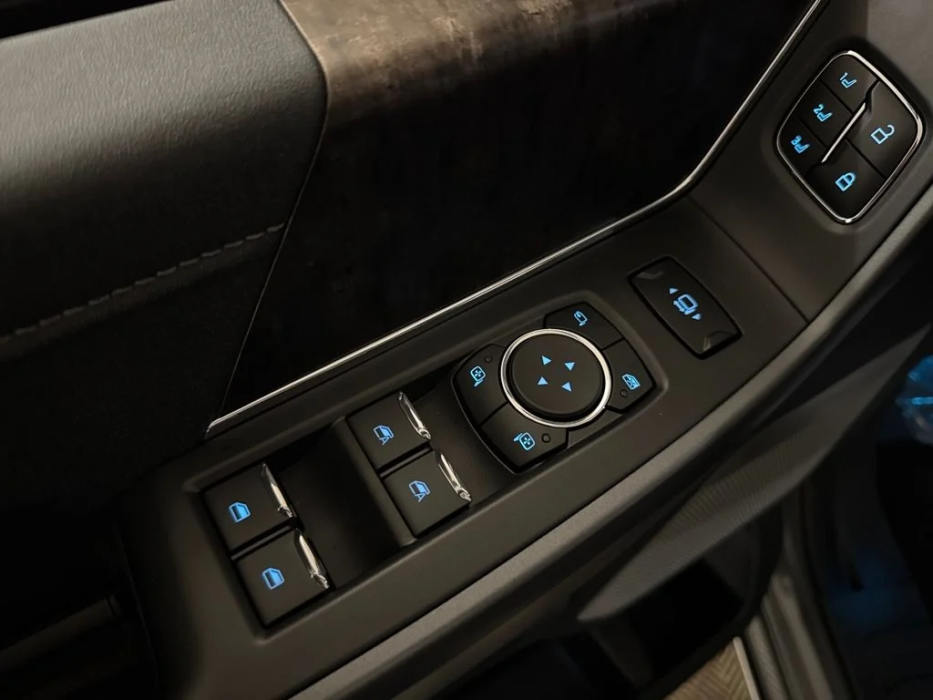 New 2026 Gray Ford Lariat image 25