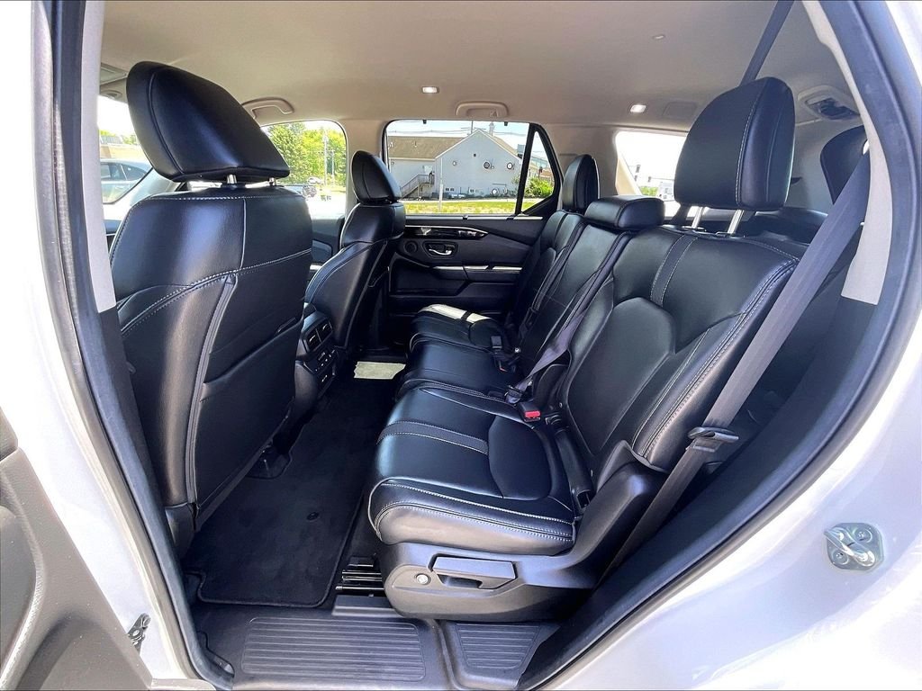 Certified Used 2025 White Honda EX-L image 15
